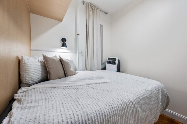 1762 2nd Ave unit ID1323912P, New York, NY 10128 - photo 6