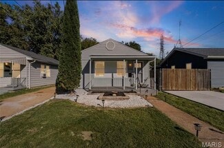 2754 Hermitage Ave, Saint Louis, MO 63143