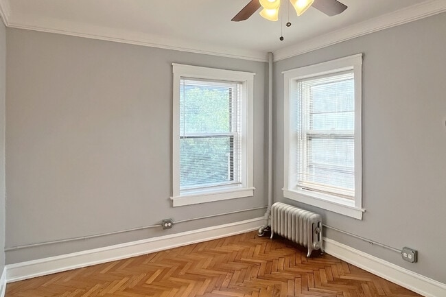 126-132 N. Elmwood Ave. and 418-426 Lake St., Oak Park, IL 60302 - photo 3