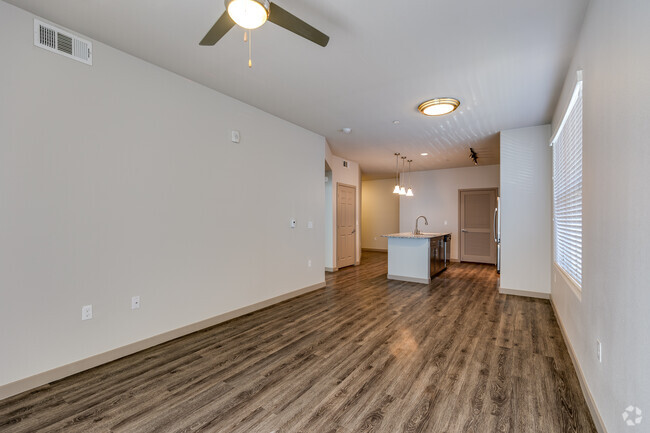 VO1D; 1 BR, 1 BA -840 SF