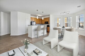 909 Mansion Dr, Frederick, MD 21703