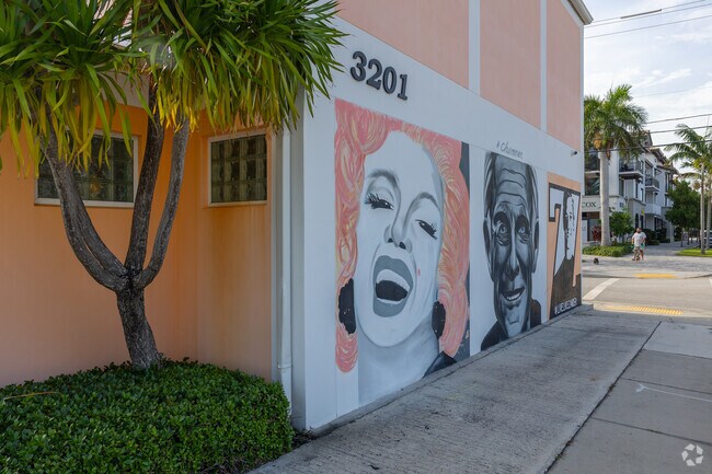 Marilin Monroe will smile at you when you walk down the street in Southland Park neighborhood.