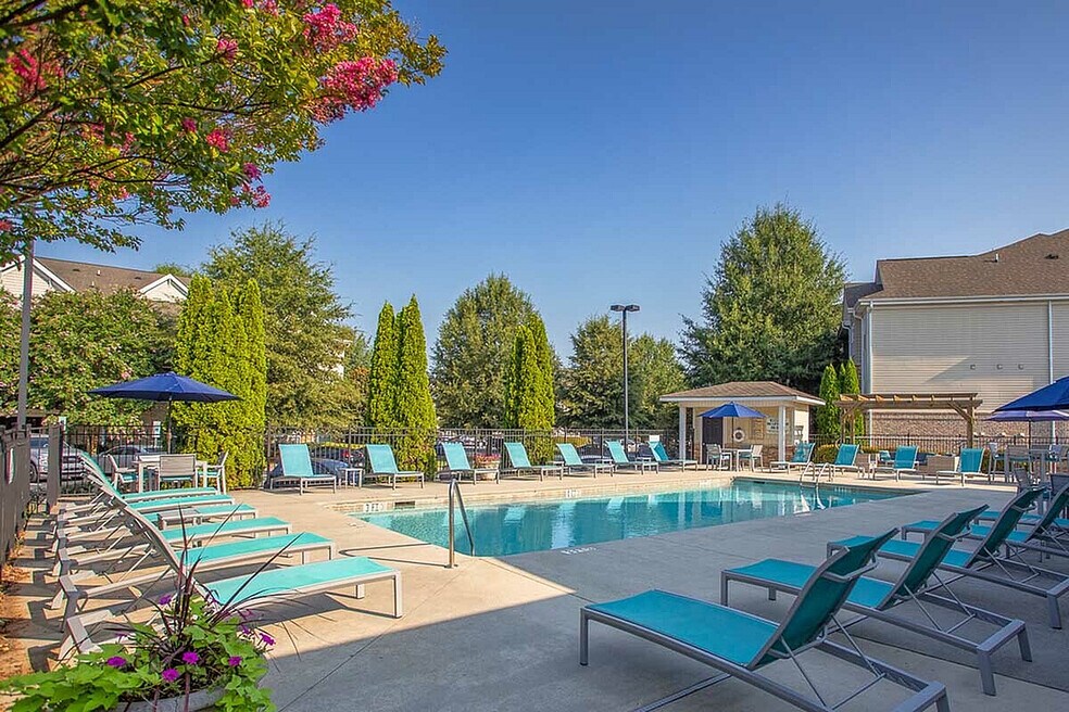 Stratford at Hillcrest, Winston-Salem, NC 27103 - photo 1