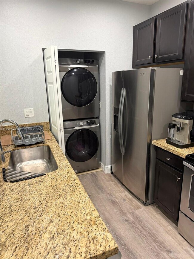 1505 SW 147th Ave, Pembroke Pines, FL 33027 - photo 6