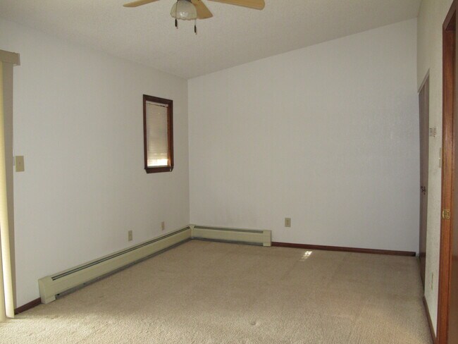 3289 N Good Hope Cir unit A, Clifton, CO 81520 - photo 7