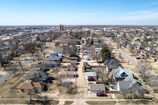 Many of the Great Bend homes were built in the 1900s.