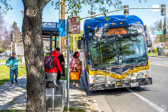 The busing system has some nice, covered stops near River’s Edge.