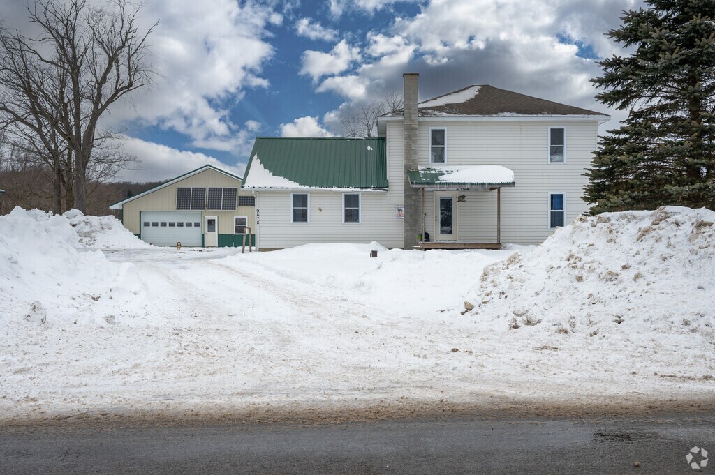 Kids are eager to learn at the Hidden Valley School.