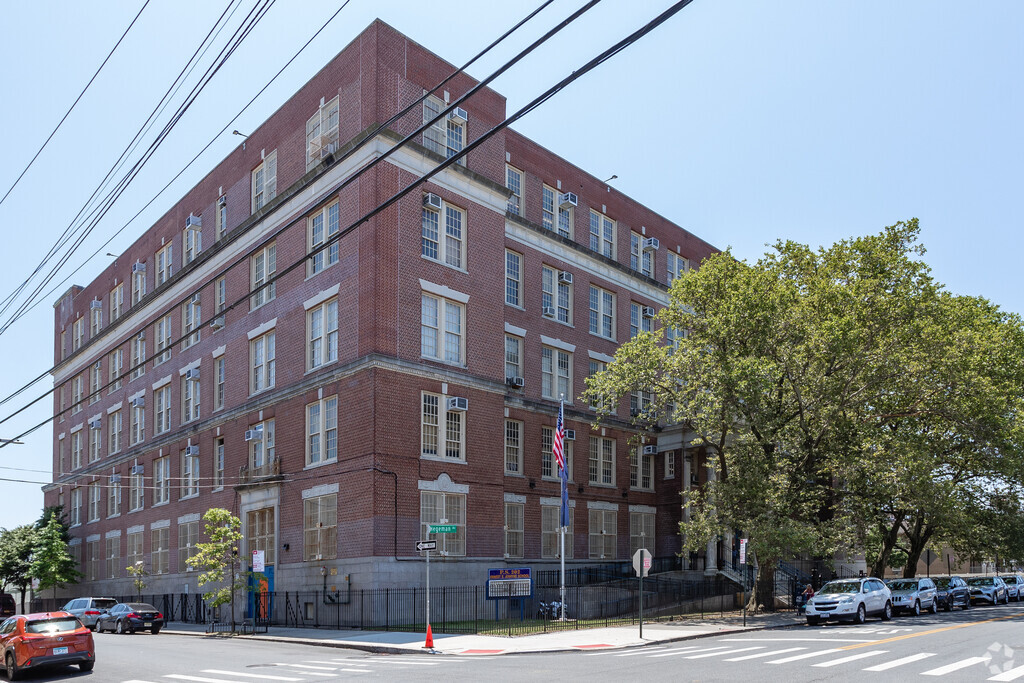 PS 202 is a top public school located in Brooklyn, NY.