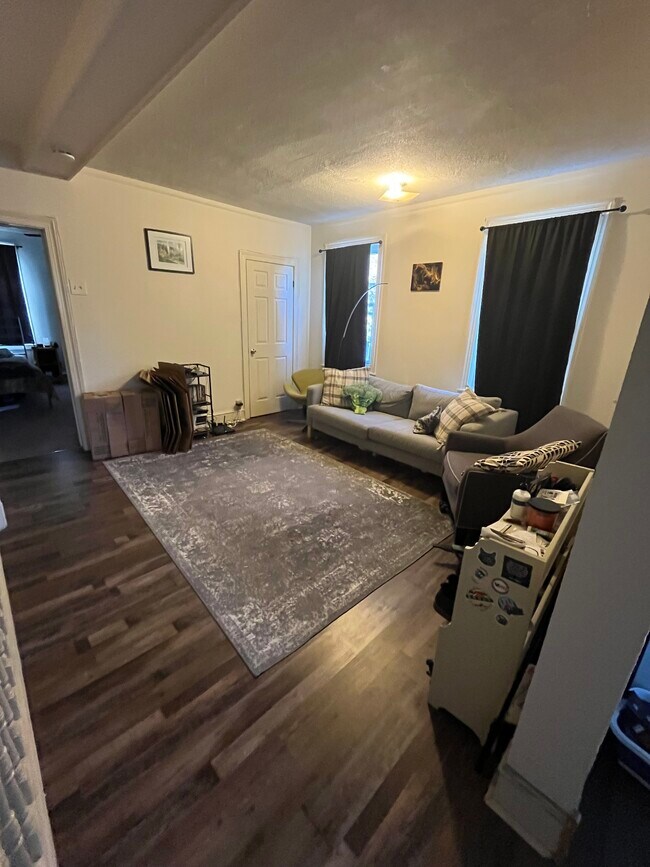 411 7th St unit B -2nd floor, Riverton, NJ 08077 - photo 7