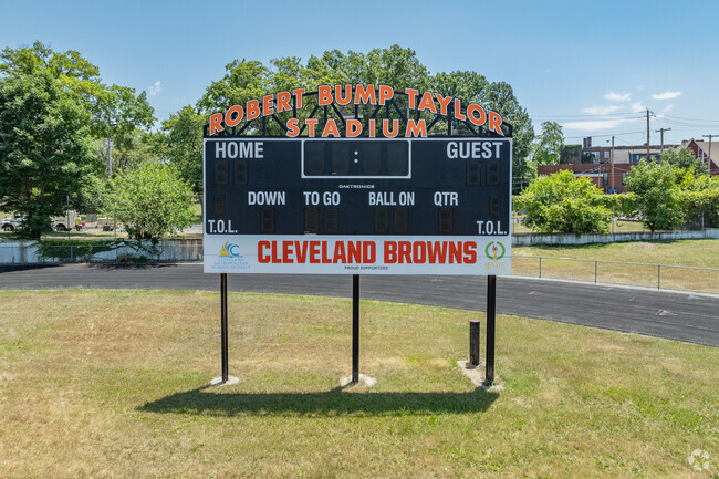 Stephanie Tubbs Jones School