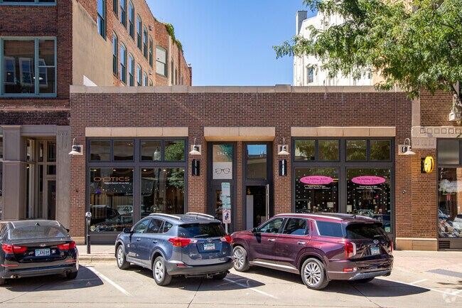 Downtown Sioux Falls has all of your shopping needs covered near Pettigrew Heights.