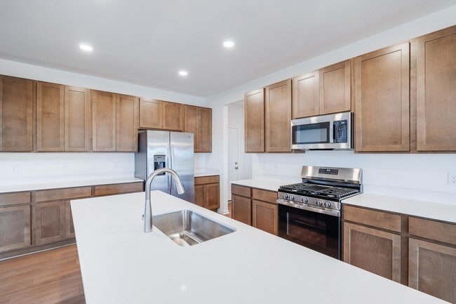 11015 Delta Dr, Dyer, IN 46311 - photo 6