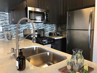 10834 Blix St, Toluca Lake, CA 91602