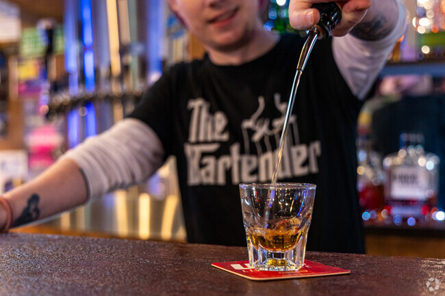 Meet up with friends for a drink at The Lucky 7 Bar & Grill in Totem Lake.