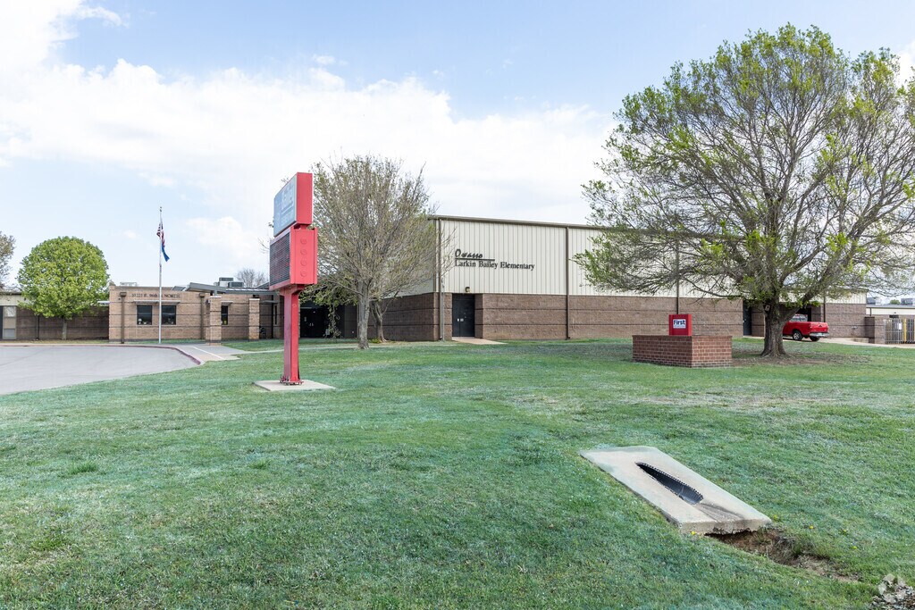 Larkin Bailey Elementary School is part of the Owasso Public School System.