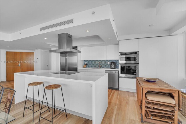 South Pointe Tower unit 704, Miami Beach, FL 33139 - photo 7