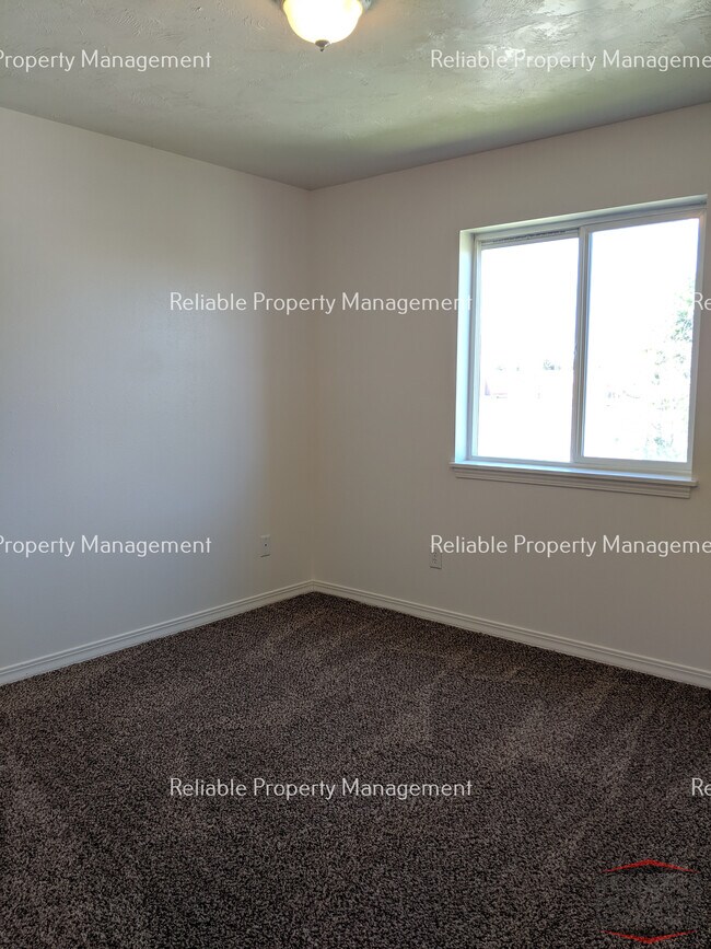 685 John Adams Pkwy unit 1, Idaho Falls, ID 83401 - photo 6