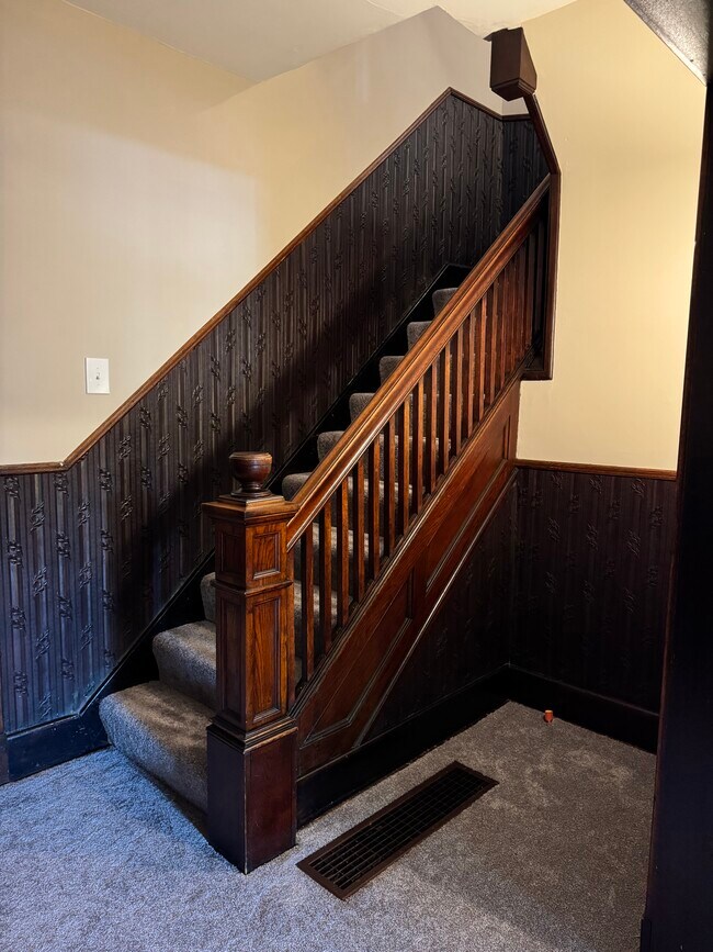 504 Todd St unit 504 Todd St, Pittsburgh, PA 15221 - photo 7