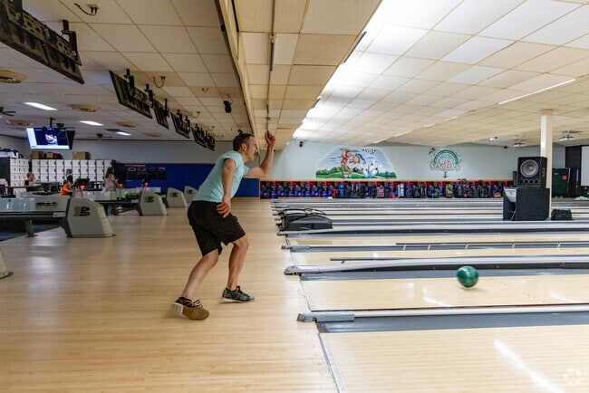 Old Settlers Bowling Center features retro lanes and small-town spirit in Union Grove.