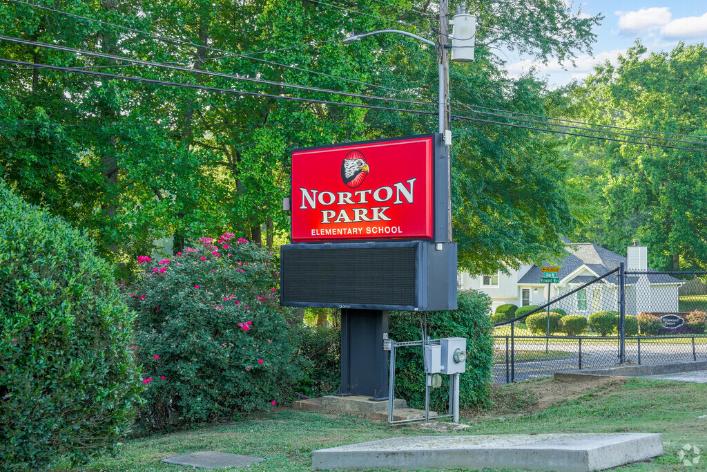 Norton is a public elementary school located in Smyrna, GA.