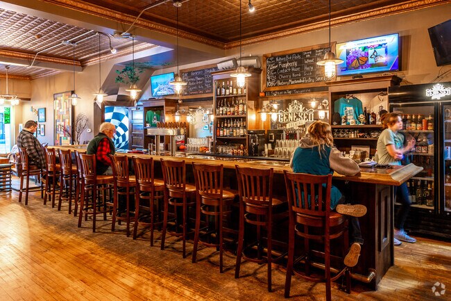 Stroll downtown and pop into Geneseo Brewing Co for a Geneseo Blonde or another delicious beer.