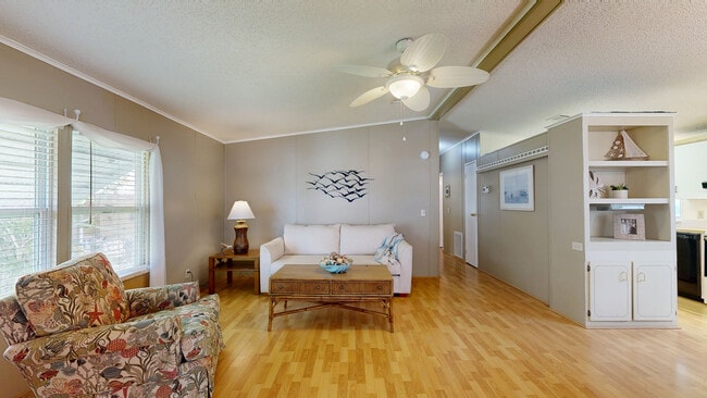 1070 Manila Dr, Sebastian, FL 32976 - photo 2
