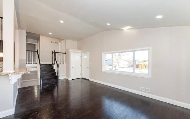 3327 Essex Rd, Gwynn Oak, MD 21207 - photo 5