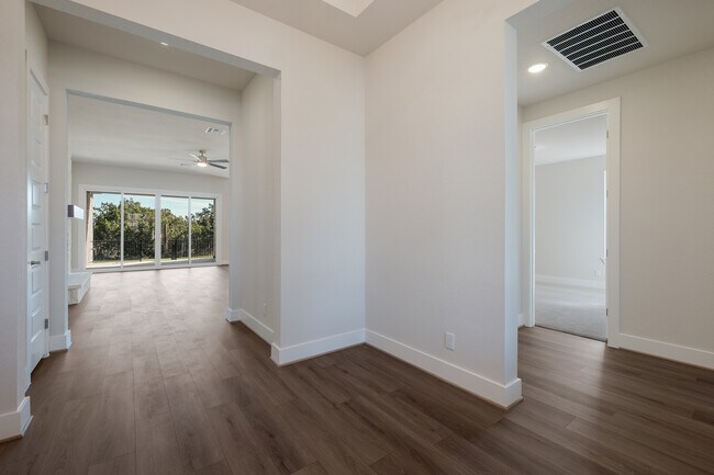 1182 Catnip, New Braunfels, TX 78132 - photo 3