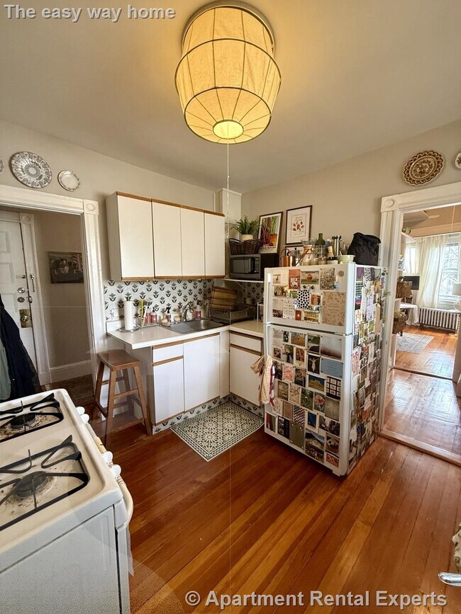 9 Eustis St unit 3L, Cambridge, MA 02140 - photo 7