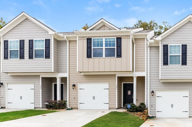 503 Highwood Lane, East Point, GA 30344 - photo 2