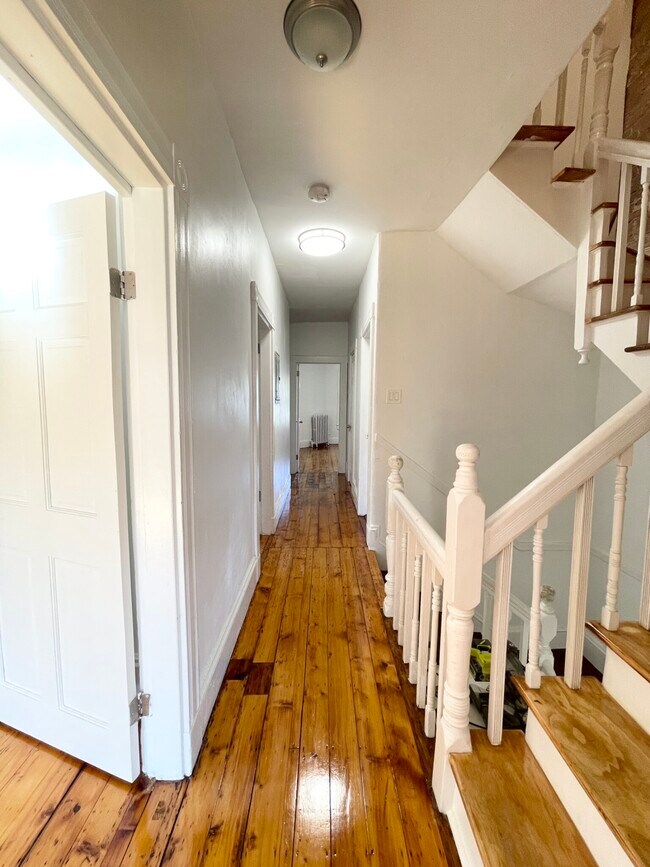 106 Summer St unit 3, Somerville, MA 02143 - photo 4