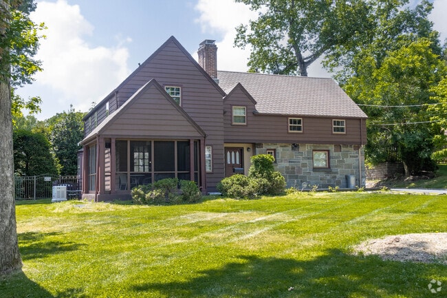 Classical homes meet with some newer houses in this area of Plainfield.