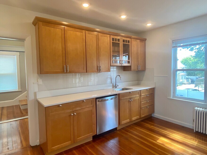15 Kelley Ct unit 2, Brighton, MA 02135 - photo 1