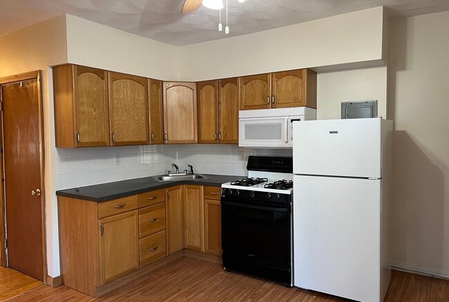 82 Hampshire St unit 3, Cambridge, MA 02139 - photo 2
