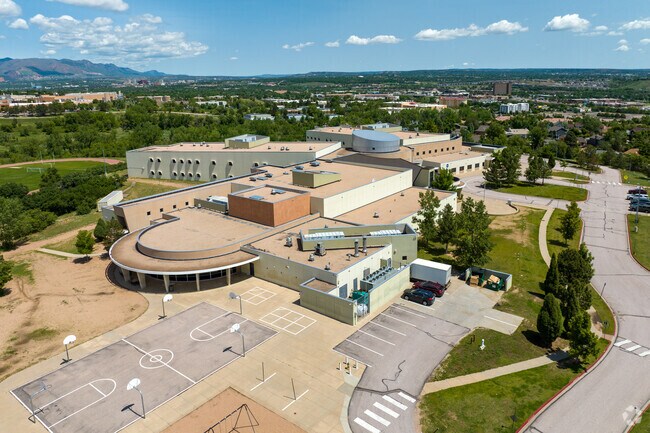 Fox Meadows Middle School is nestled within the Cheyenne Hills neighborhood of Colorado Springs.