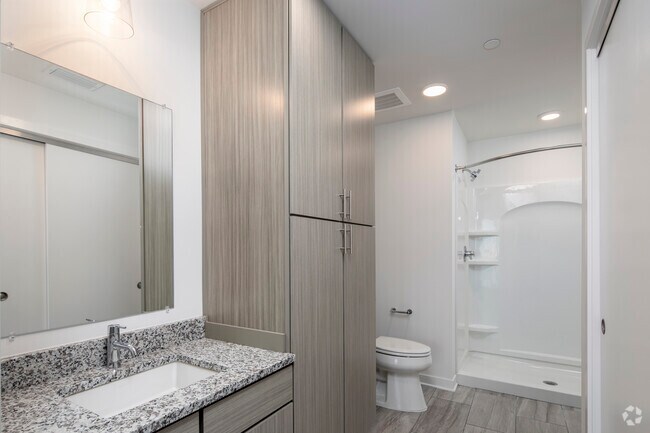 Lakeview Green, Birmingham, AL 35233 - photo 5