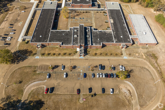 Gary Road Intermediate School is a public school in Byram.