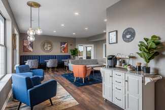 618-628 N New Ballas Rd, Creve Coeur, MO 63141
