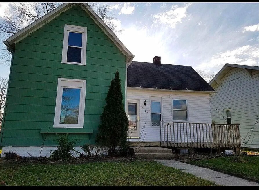 1402 E Fox St, South Bend, IN 46613 - photo 1