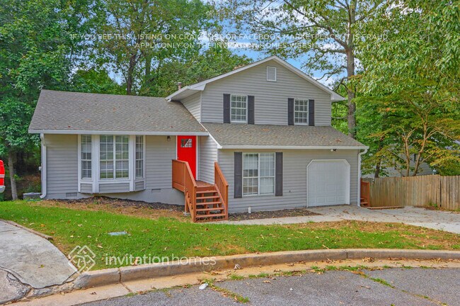 2271 Ridge Trails Ct, Lithonia, GA 30058 - photo 2