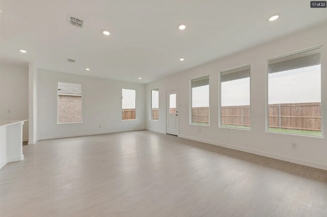 1713 Quaking Aspen Way, McKinney, TX 75071 - photo 7