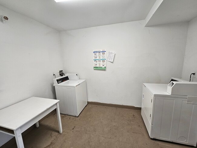 118 Perou St unit 112, Perris, CA 92570 - photo 7