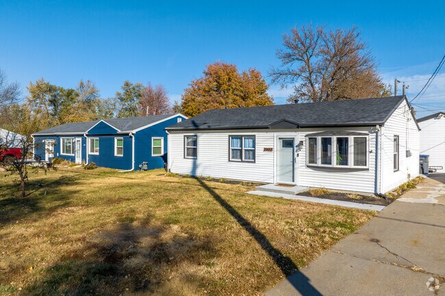 Small cottages and ranches can be found throughout the neighborhoods of Twin City.