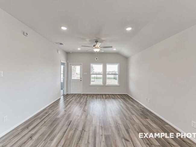 602 San Marcos Trail unit 36463245, Dayton, TX 77535 - photo 5