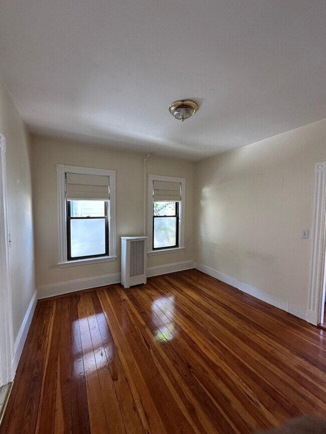 17 Cushman Rd, Boston, MA 02135 - photo 4