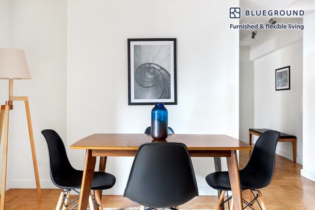 300 E 51st St unit FL19-ID534, New York, NY 10022 - photo 6