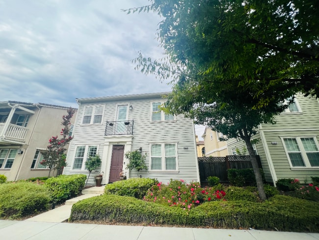 4637 Malayan St, San Ramon, CA 94582 - photo 2