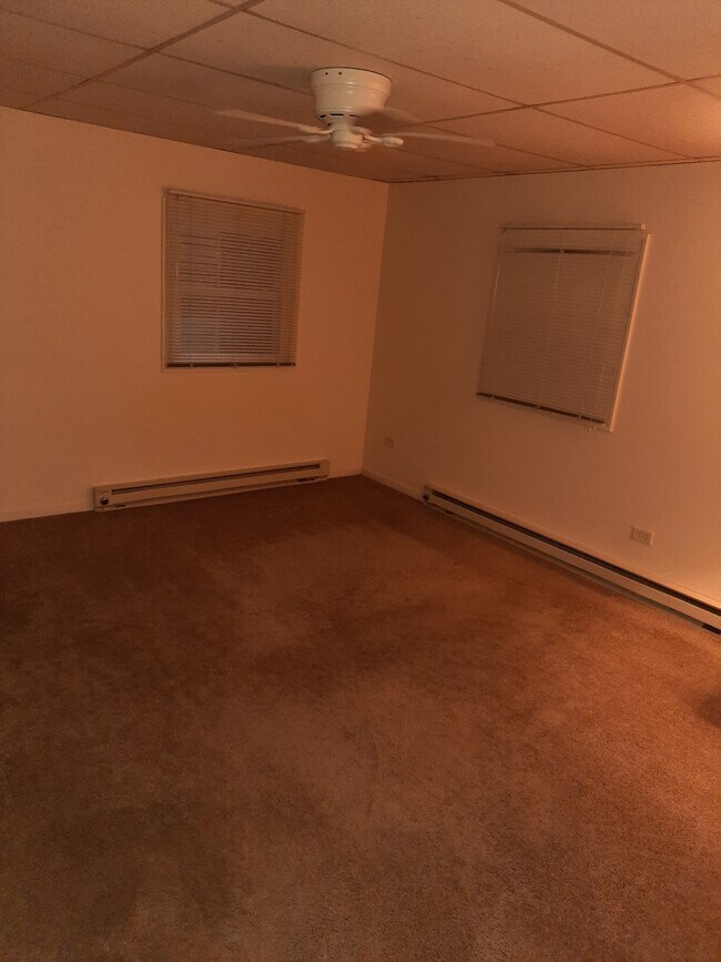 24636 W Sodman Ct unit in law apartment, Antioch, IL 60002 - photo 3