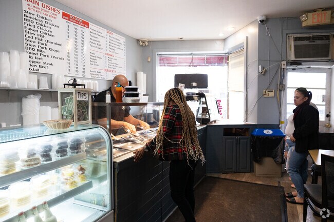 There is a welcoming environment when the owner is serving you food at Mami's.